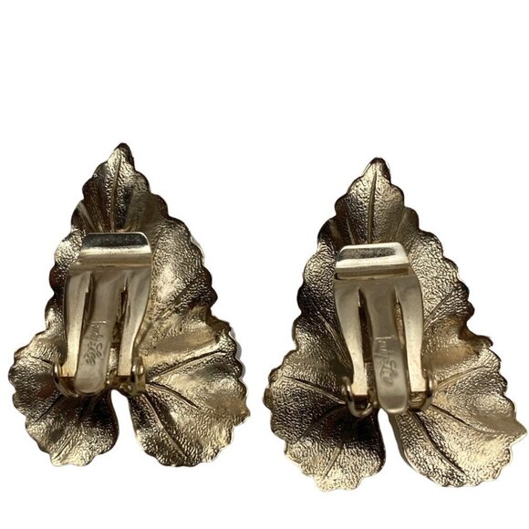 LEAF EARRINGS & BROOCH Vintage Set By Judy Lee Clip on Earrings Costume Jewelry - Picture 7 of 10